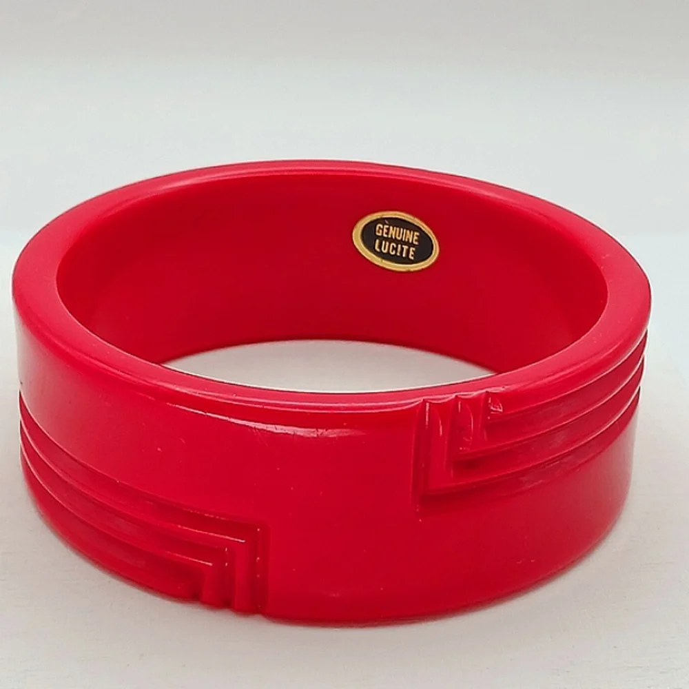 LUCITE VINTAGE bangle cherry red retro bracelet tag deco genuine Rockabilly USA - Picture 1 of 7